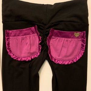 Cute booty lounge~Custom leggings size small